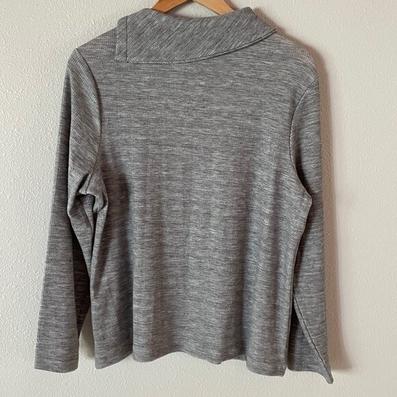 Chico's Gray Sweater‎ with Asymmetrical Neck With Snaps Collar Size 1 Medium - Picture 3 of 6
